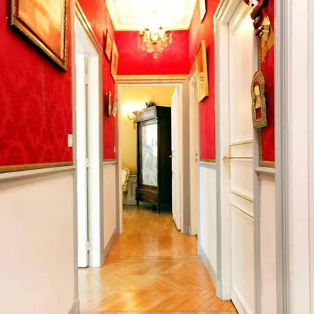 Fantastic Old City Apartment