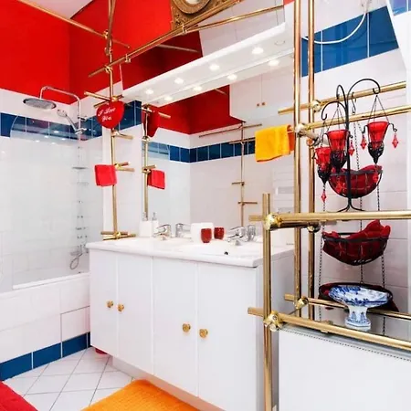 Fantastic Old City Apartment Milan